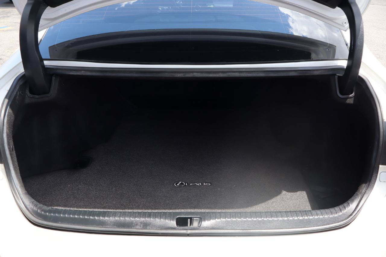Used 2020 Lexus RC 300 w/ Accessory Package RWD image 35
