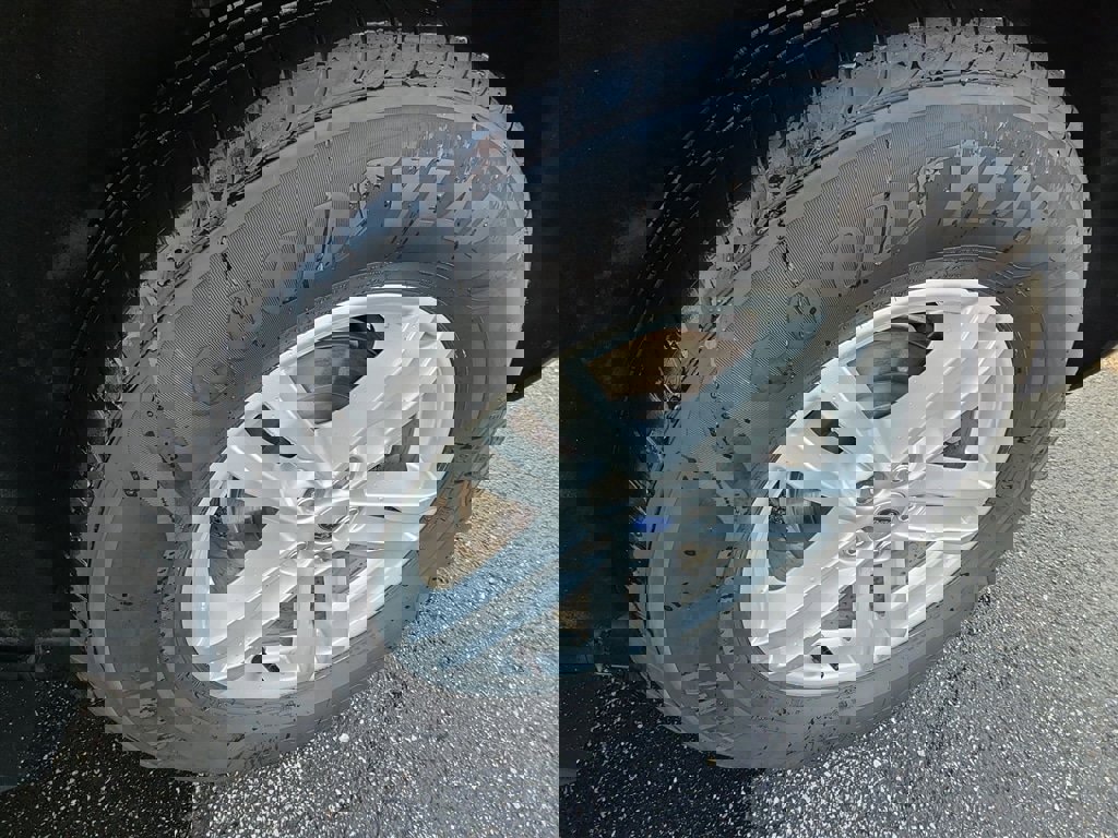 Used 2023 Ford Explorer XLT w/ Equipment Group 202A image 17