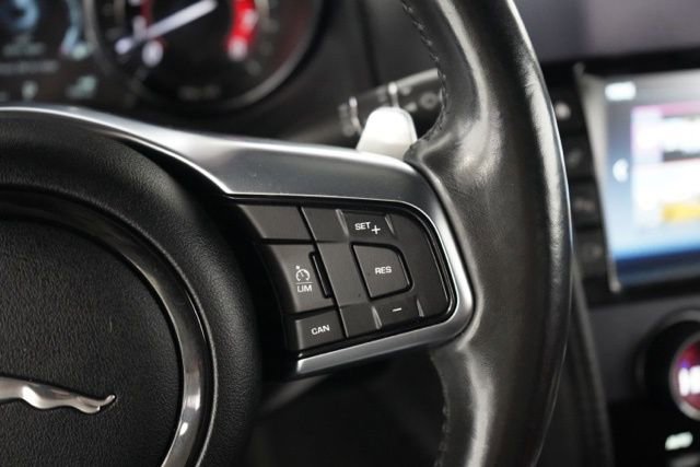 Used 2018 Jaguar F-TYPE Coupe image 23