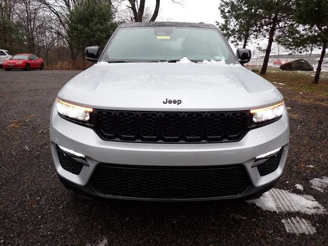 New 2025 Jeep Grand Cherokee Limited AWD/4WD image 10