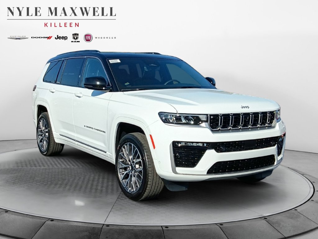 New 2027 Jeep Grand Cherokee L Summit w/ Advanced Protech Group IV AWD/4WD image 2