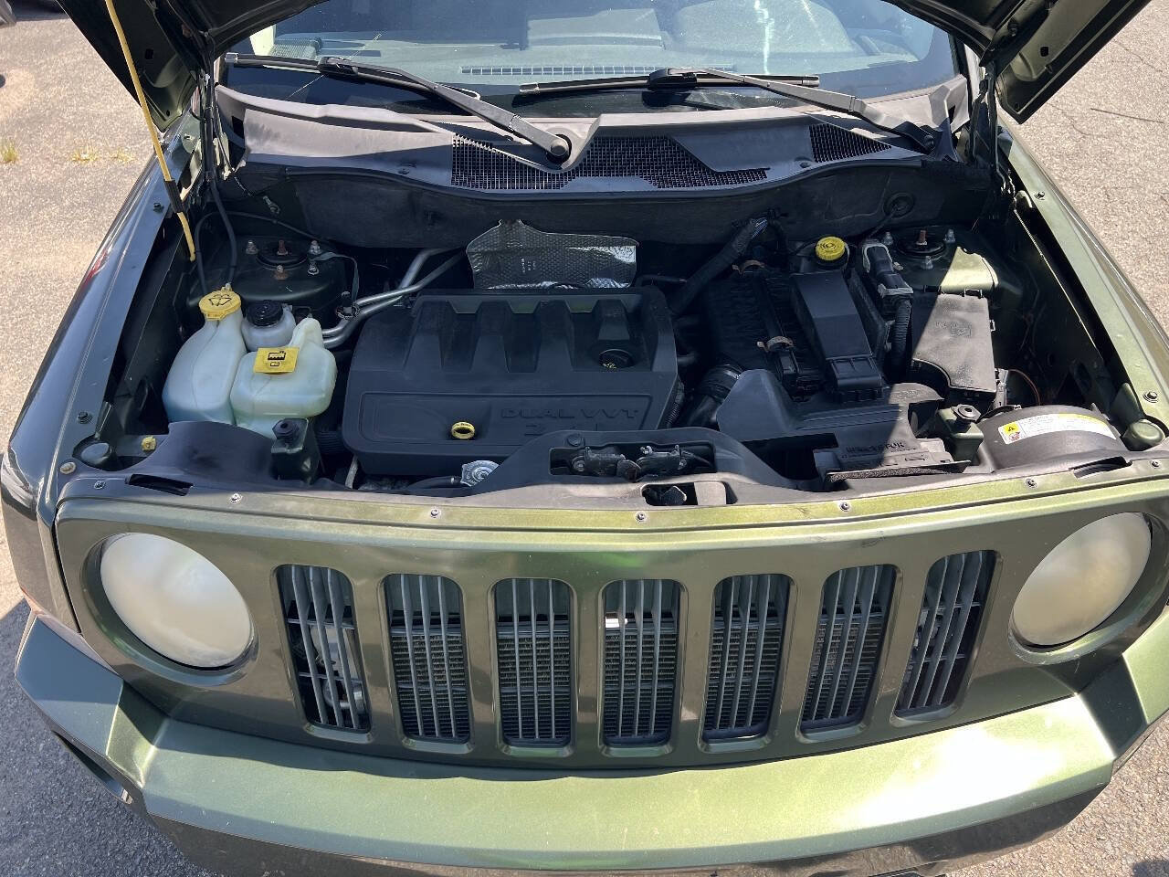 Used 2008 Jeep Patriot Sport AWD/4WD image 26