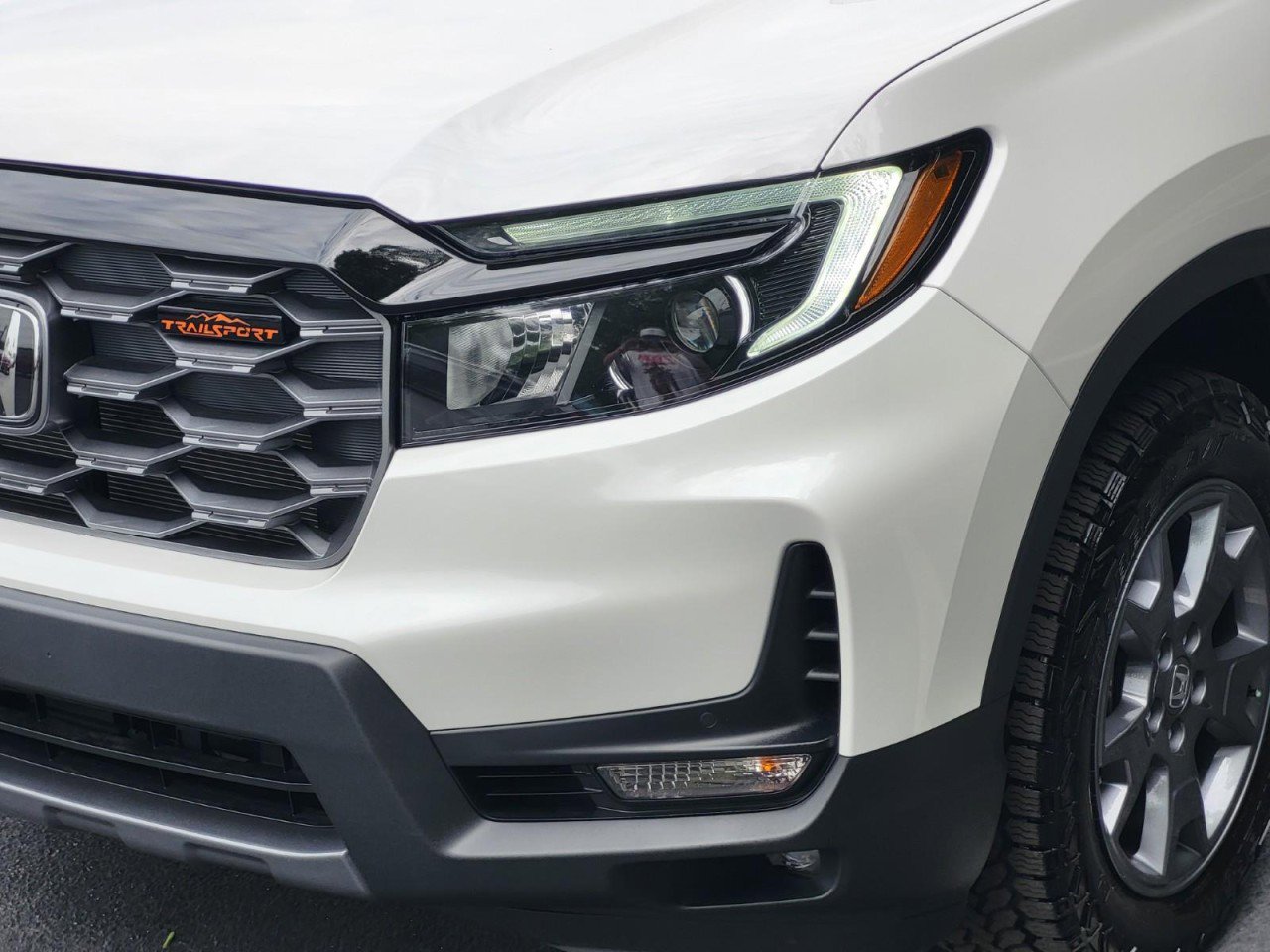 Certified 2024 Honda Passport TrailSport image 8