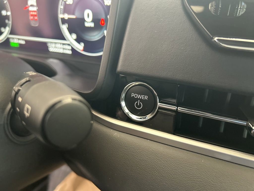 New 2025 Mitsubishi Outlander 4WD Plug-In Hybrid image 44