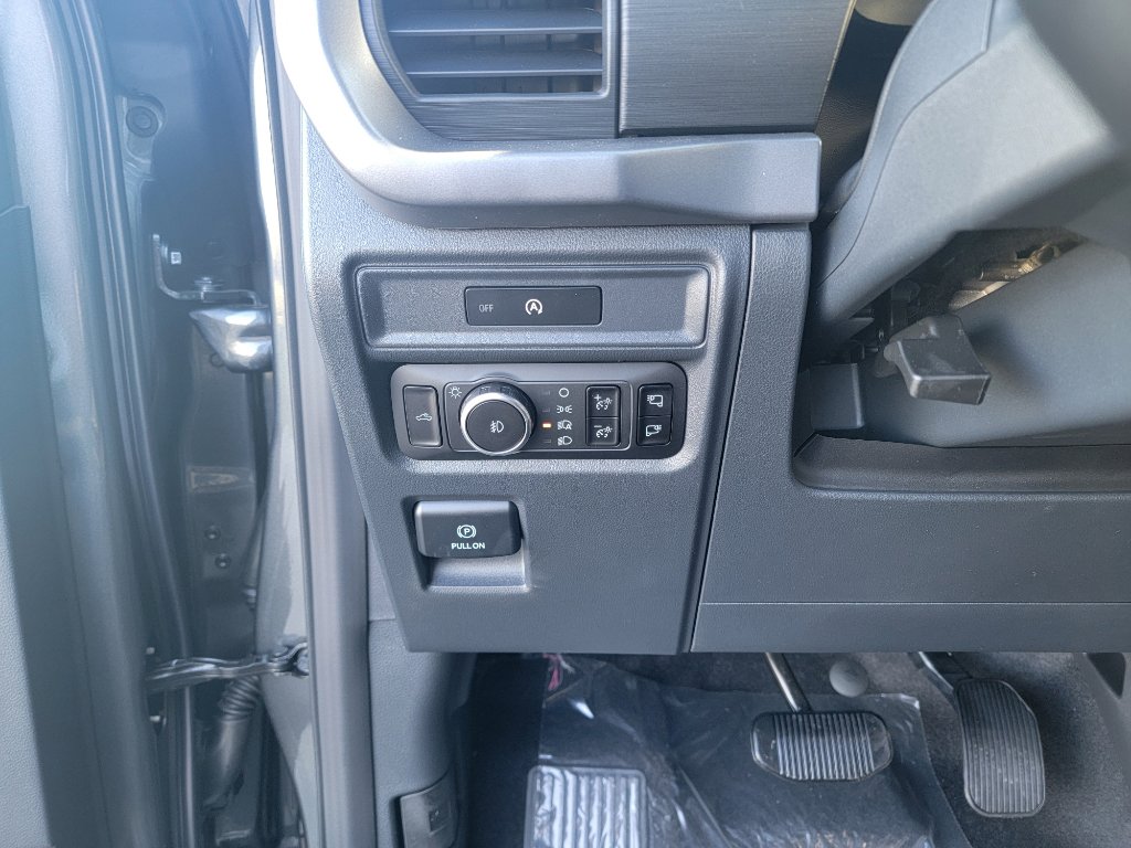 New 2025 Ford F150 XLT image 17
