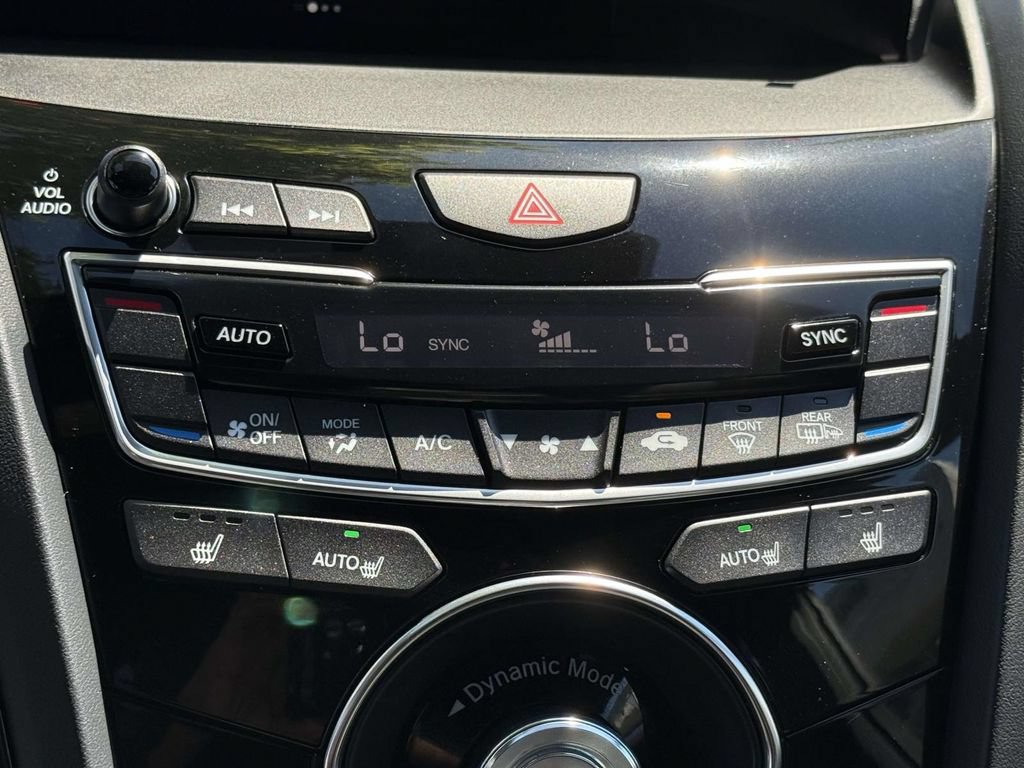 Used 2025 Acura RDX SH-AWD image 22
