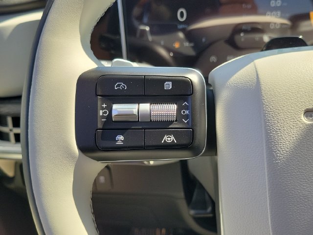 New 2025 Hyundai Santa Fe Calligraphy FWD image 5