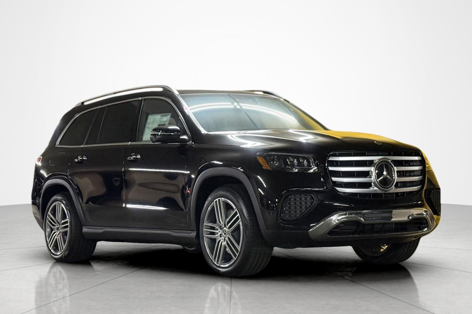 New 2026 Mercedes-Benz GLS 450 4MATIC image 7