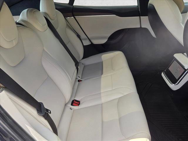 Used 2023 Tesla Model S Standard Range image 21