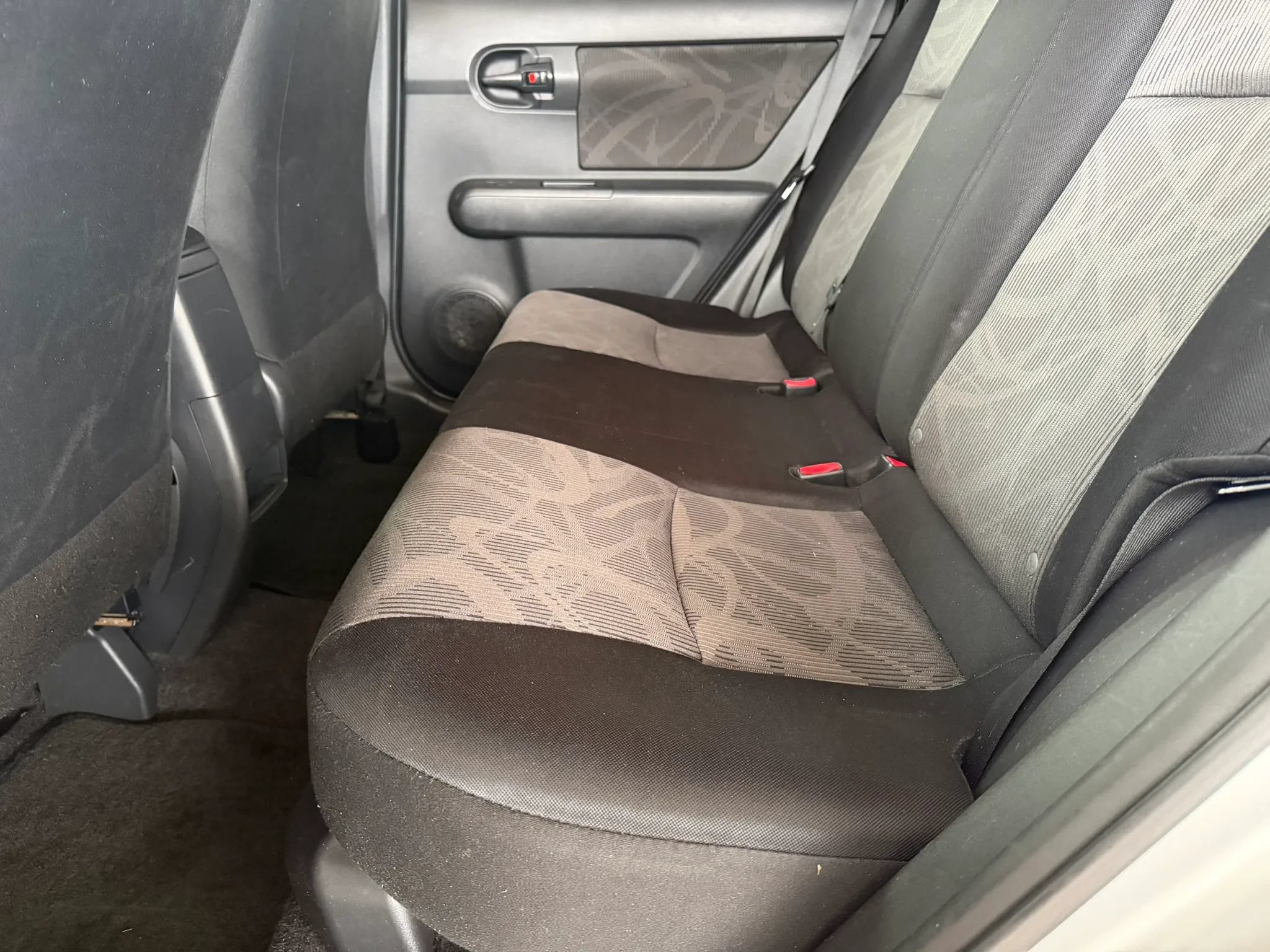 Used 2015 Scion xB FWD image 10