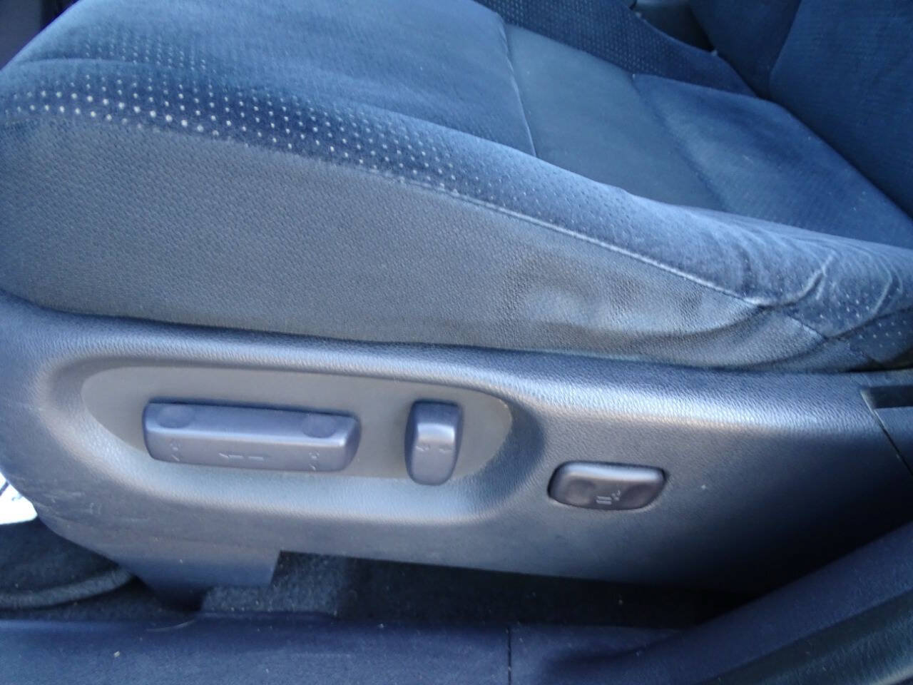 Used 2010 Honda CR-V EX image 13