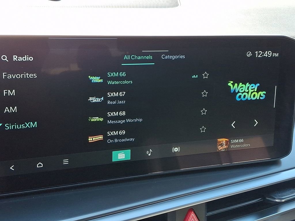 Used 2025 Kia Sorento EX w/ Panoramic Sunroof Package image 19