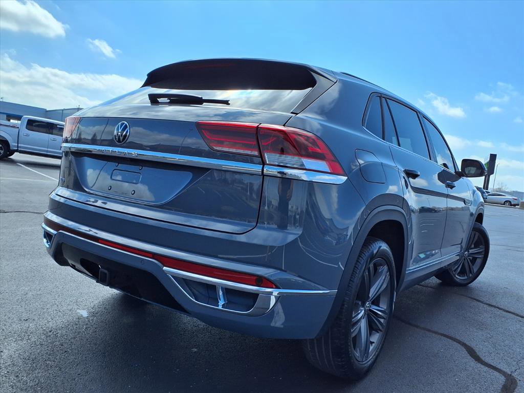 Used 2021 Volkswagen Atlas Cross Sport SE image 34