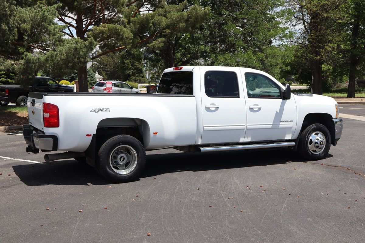 Used 2013 Chevrolet Silverado 3500 LTZ w/ LTZ Plus Package AWD/4WD image 4