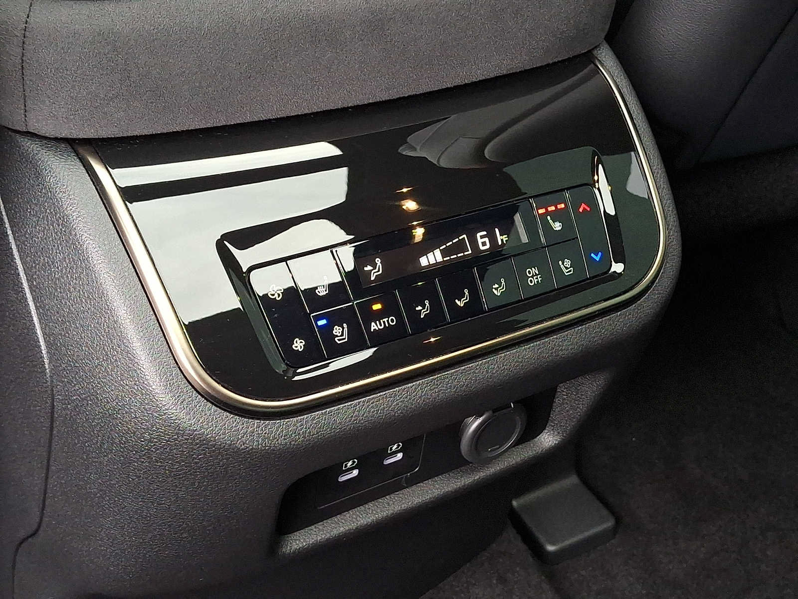 Used 2026 INFINITI QX80 4WD w/ Sport Exterior Package image 11