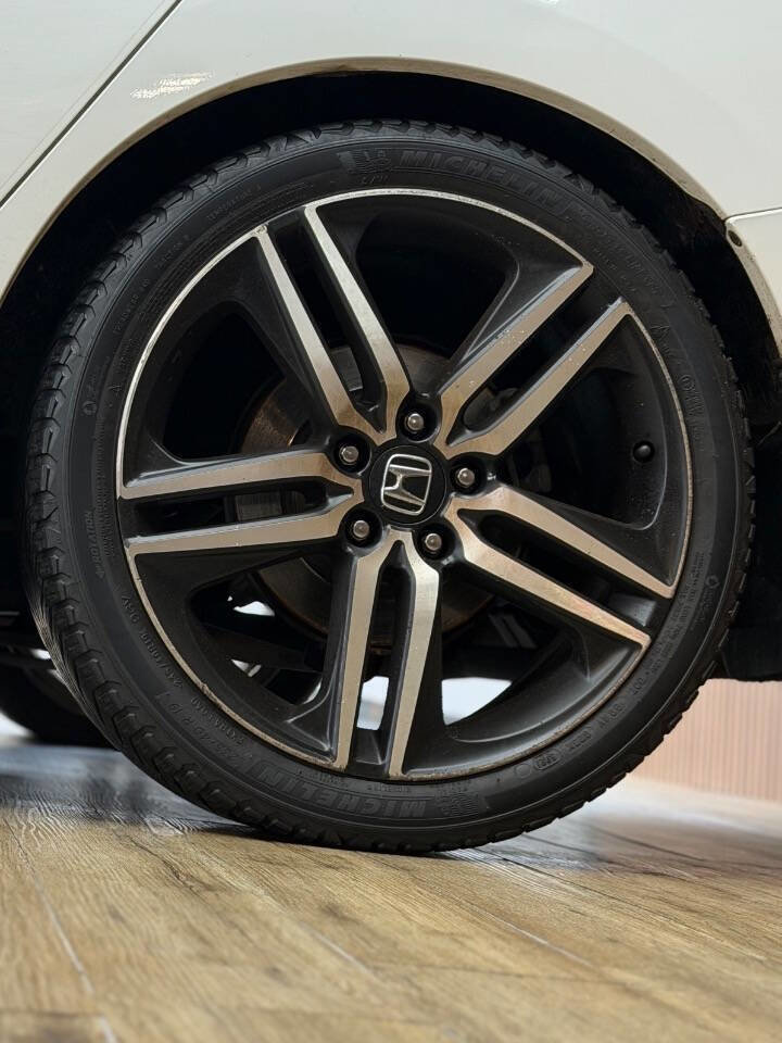 Used 2017 Honda Accord Sport Special Edition image 11