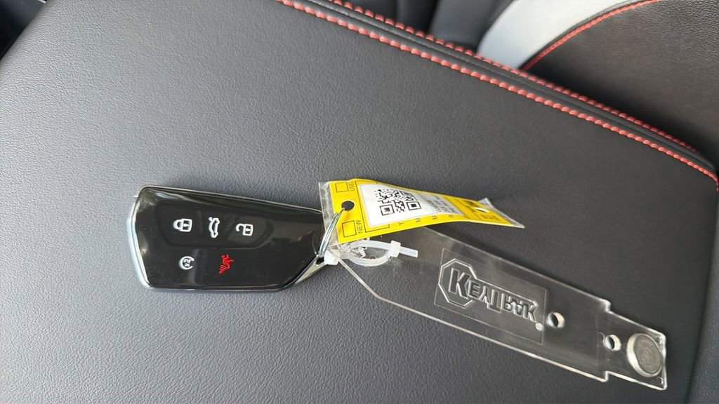 New 2026 Volkswagen Atlas Peak Edition AWD/4WD image 35