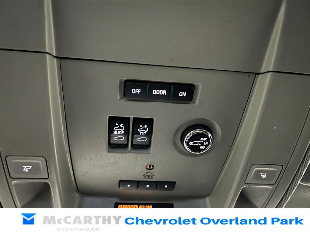 Used 2015 Chevrolet Tahoe LTZ AWD/4WD image 26