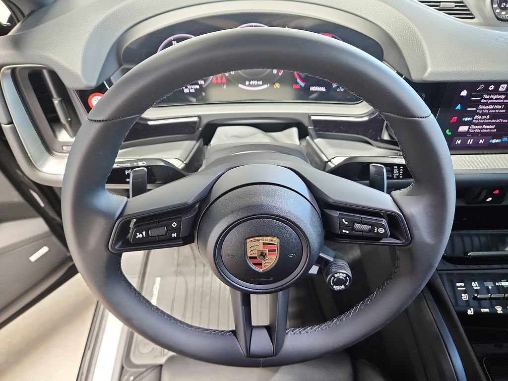 New 2026 Porsche Cayenne Coupe AWD/4WD image 19