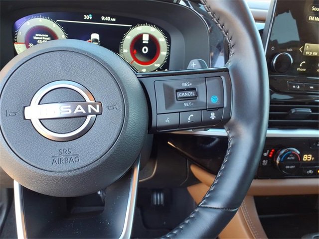 Certified 2024 Nissan Pathfinder Platinum w/ Black Appearance Package image 10