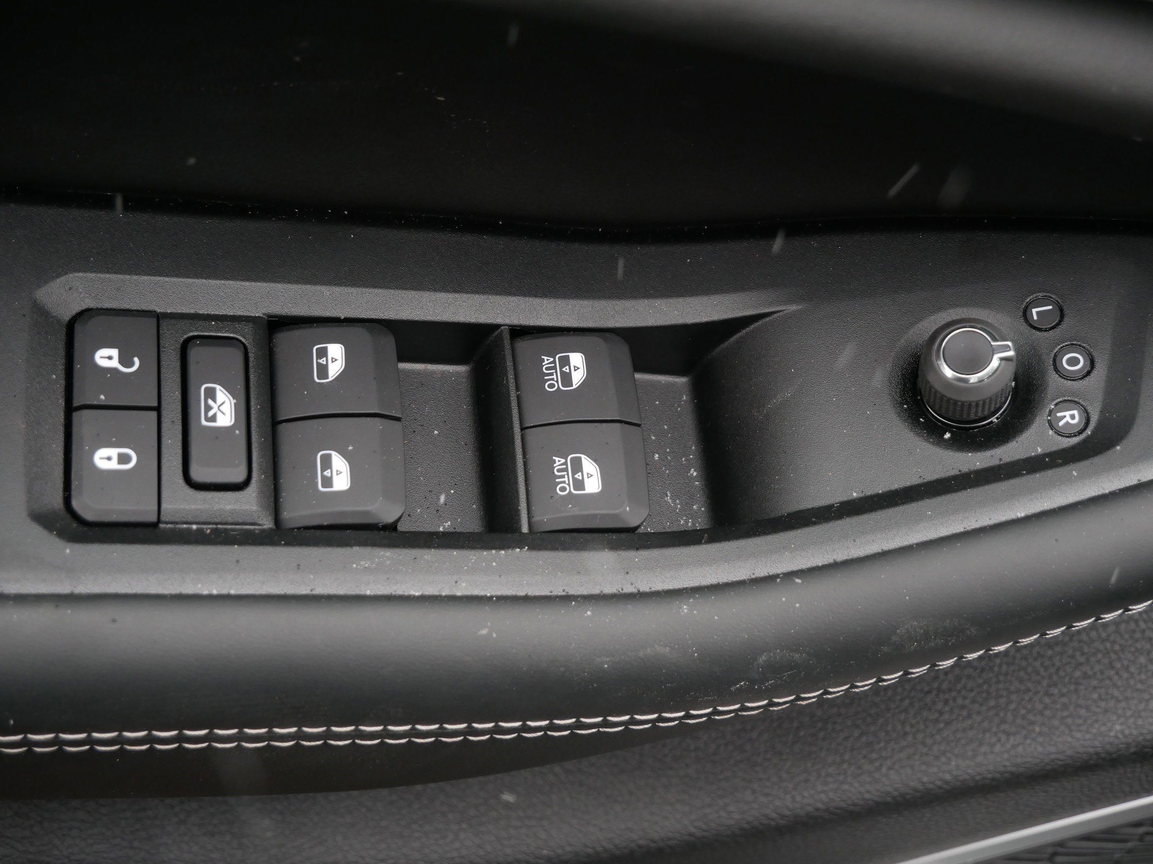 New 2026 Jeep Grand Cherokee Limited Reserve AWD/4WD image 13