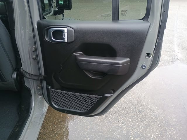 Used 2023 Jeep Wrangler Unlimited Sport AWD/4WD image 16