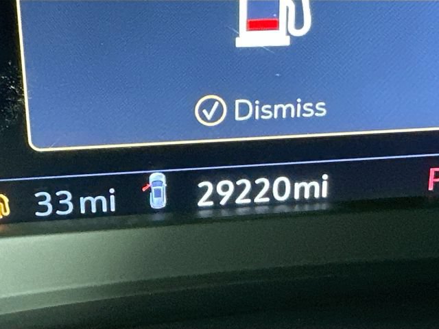 Used 2024 Cadillac XT6 Sport w/ Technology Package AWD/4WD image 17