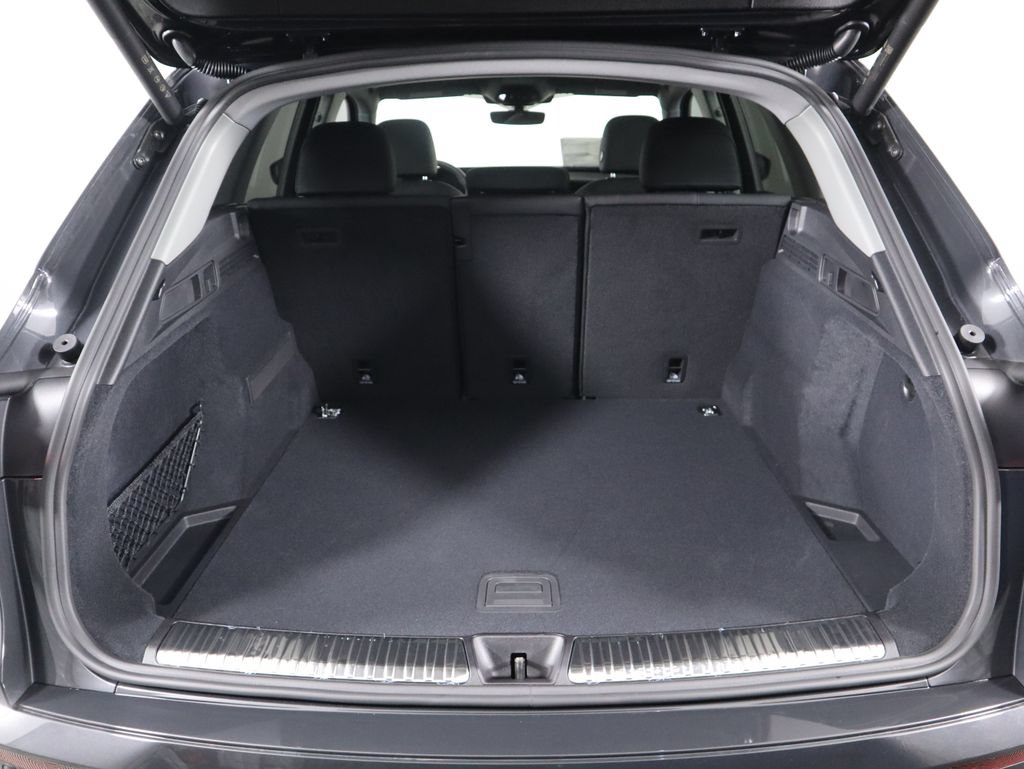 Used 2025 Audi Q5 Premium w/ Premium Plus AWD/4WD image 31