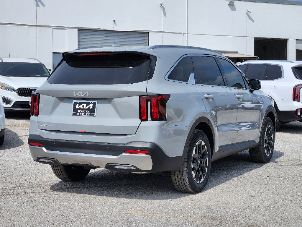 New 2026 Kia Sorento S image 4