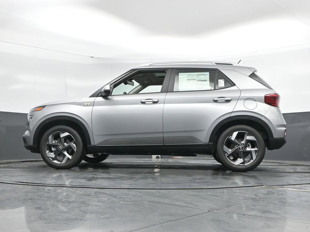 New 2026 Hyundai Venue SEL FWD image 47