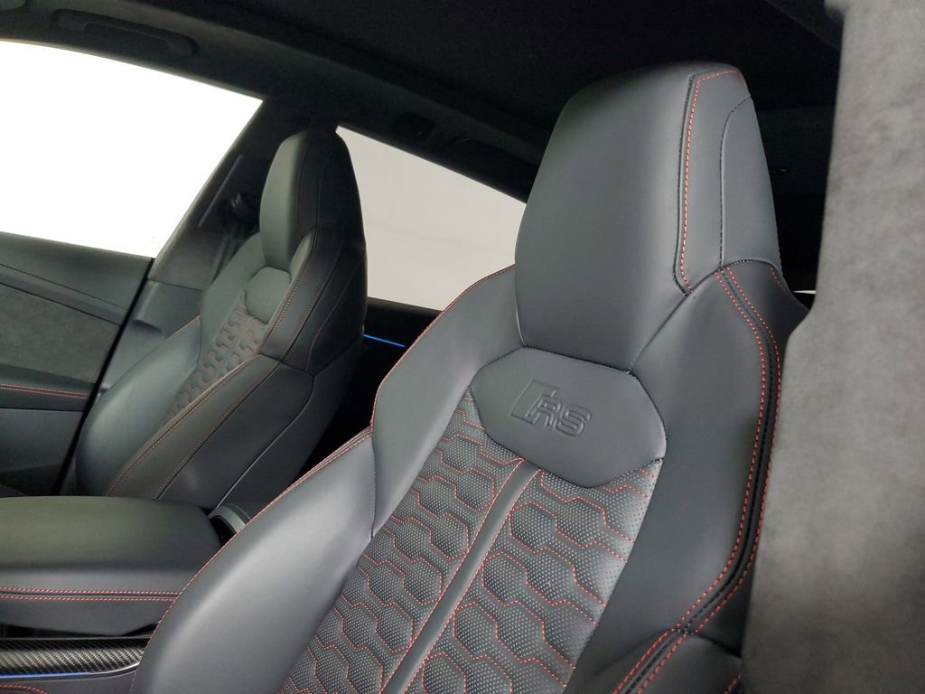 Used 2021 Audi RS Q8 image 22