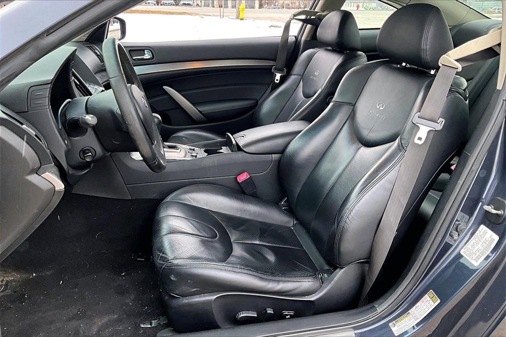 Used 2011 INFINITI G37 x w/ Premium Pkg image 15