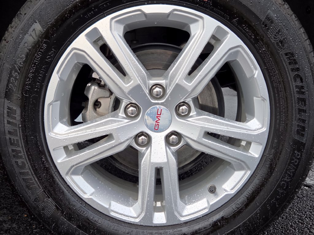 Used 2023 GMC Terrain SLE FWD image 12
