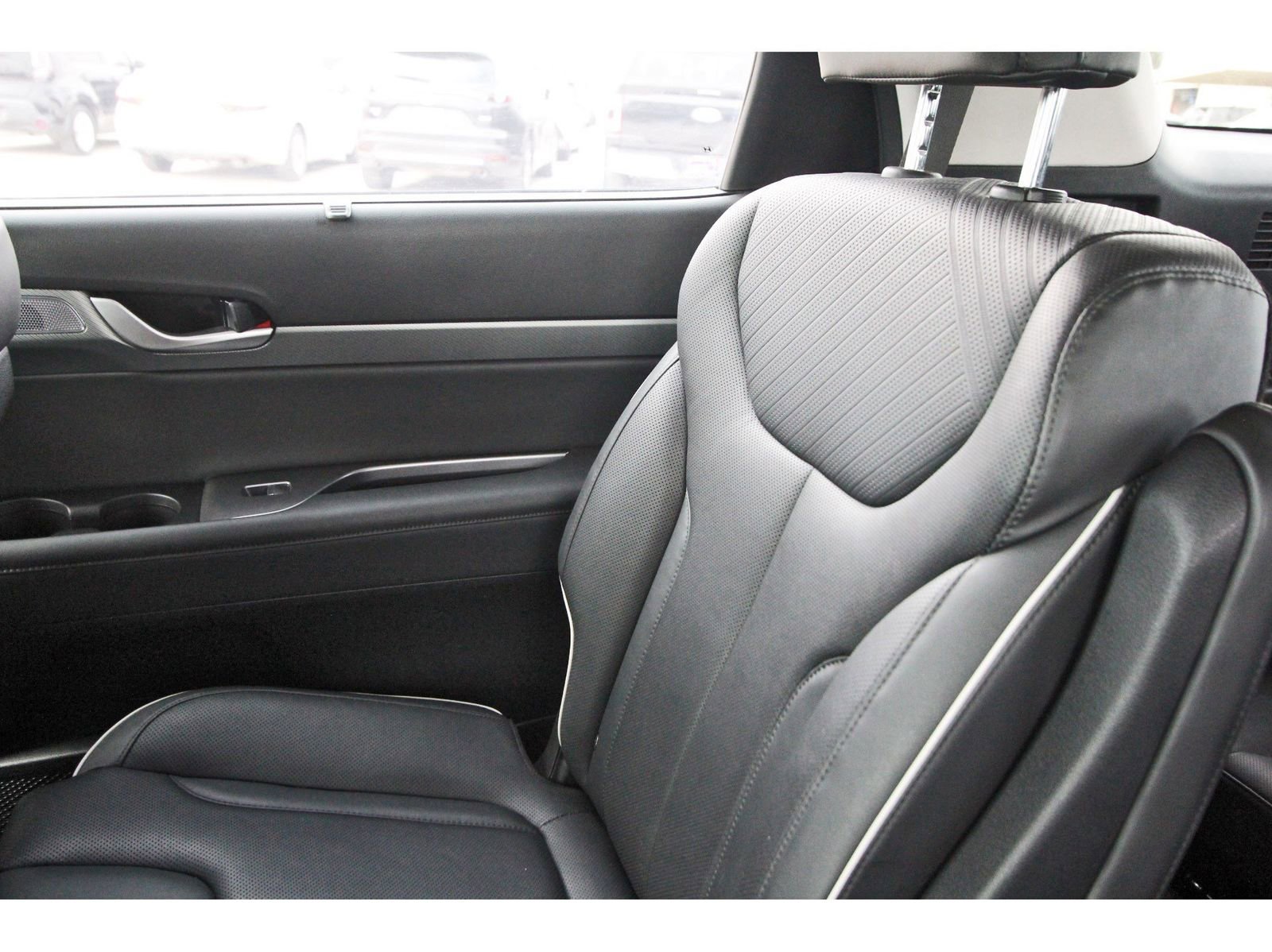 Used 2023 Hyundai Palisade SEL w/ Premium Package image 14