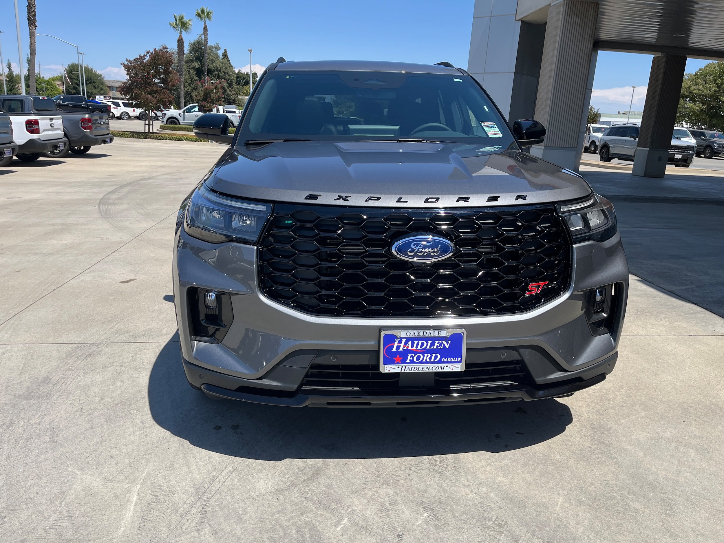 New 2026 Ford Explorer ST w/ Sun And Sound Package AWD/4WD image 4