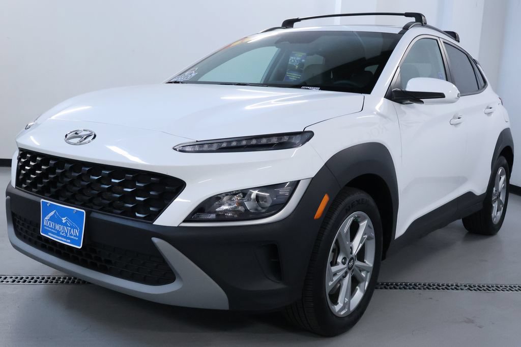 Used 2023 Hyundai Kona SEL w/ Convenience Package AWD/4WD image 3