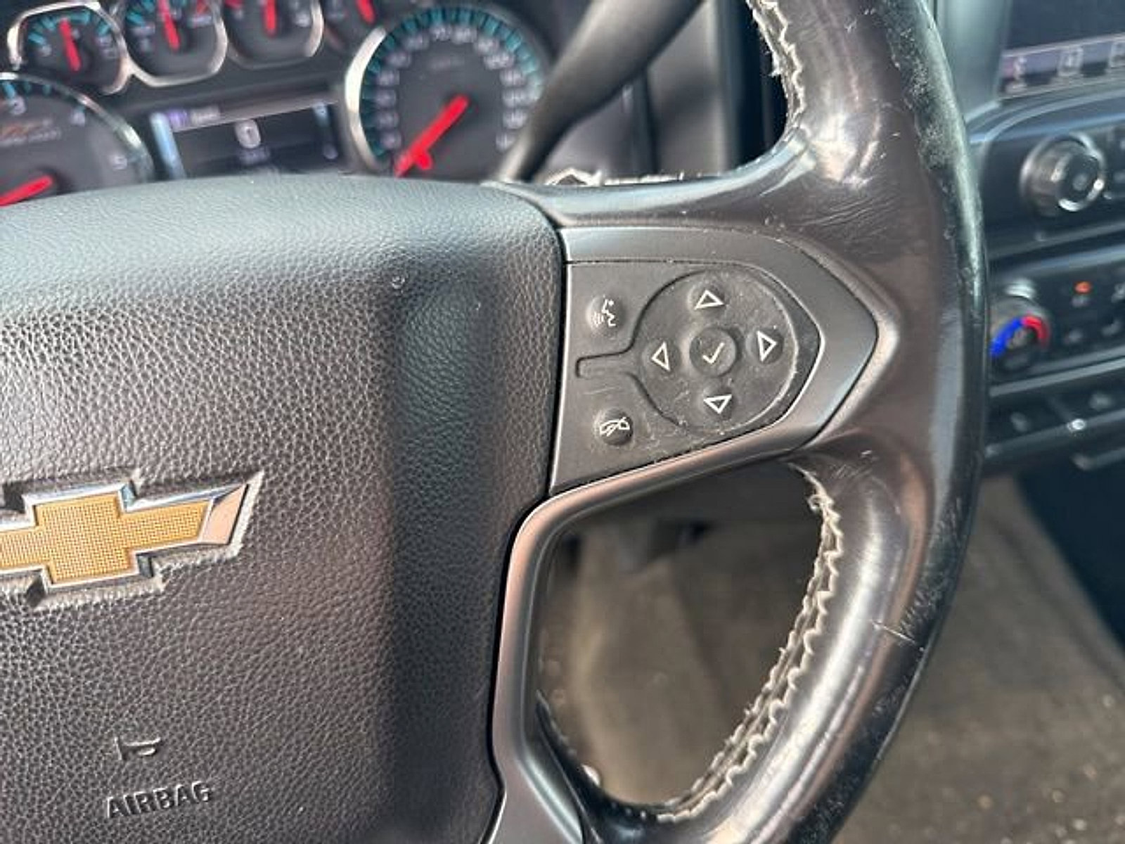 Used 2015 Chevrolet Silverado 1500 LT w/ All Star Edition AWD/4WD image 18