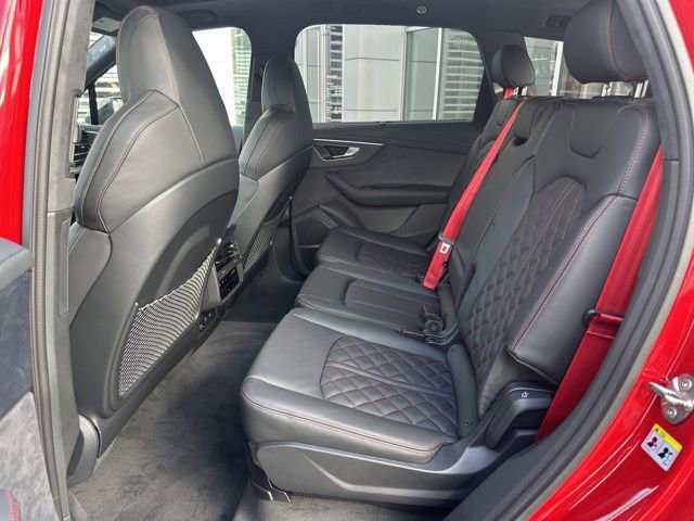 New 2026 Audi SQ7 Prestige AWD/4WD image 12