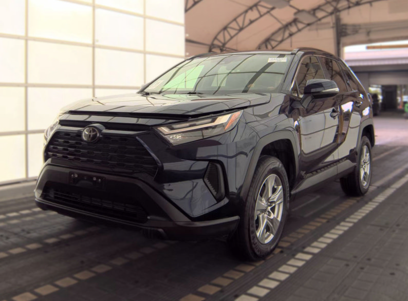 Used 2025 Toyota RAV4 XLE
