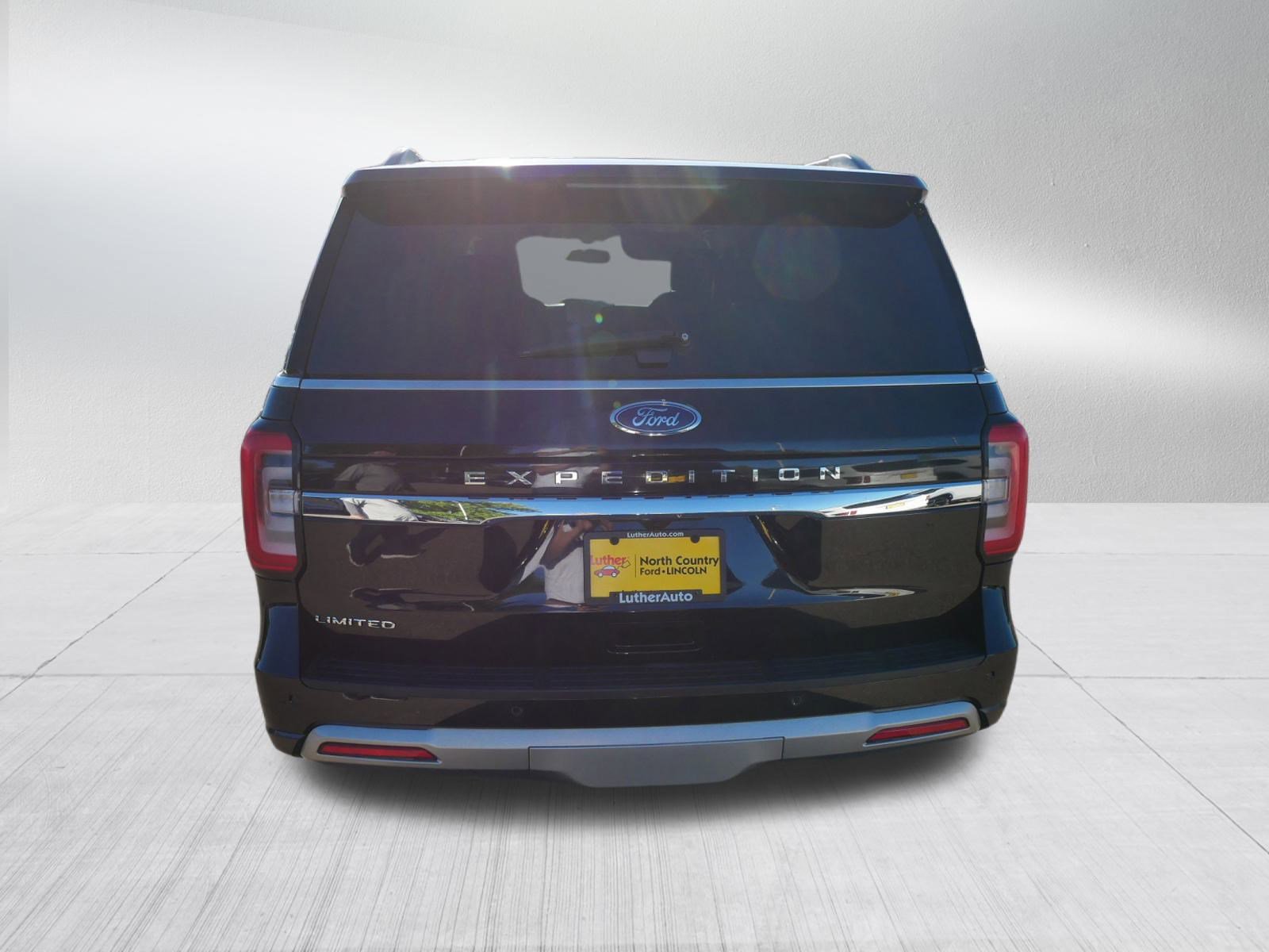 Certified 2024 Ford Expedition Limited image 6