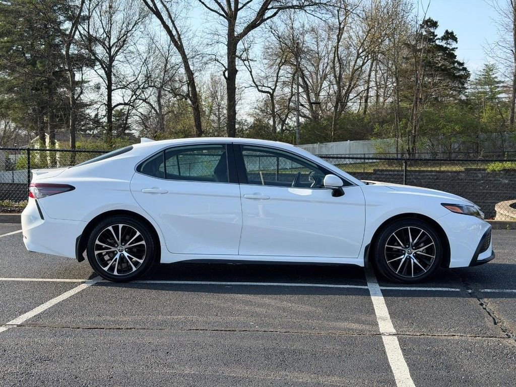 Certified 2024 Toyota Camry SE w/ Cold Weather Package video 2