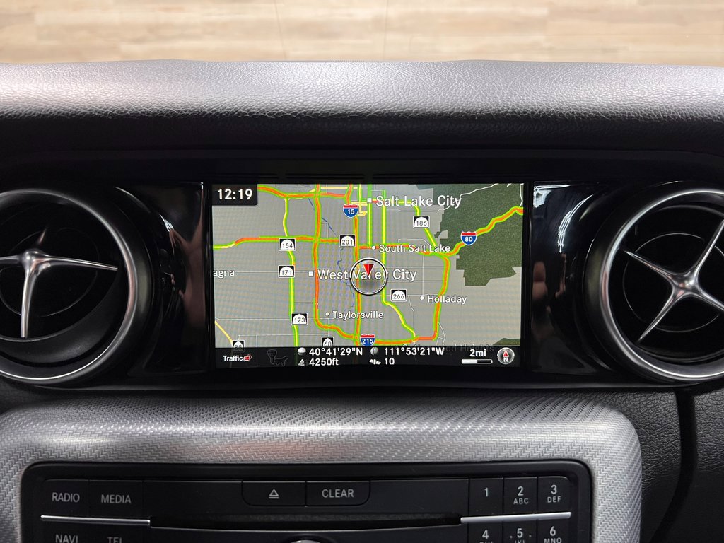 Used 2020 Mercedes-Benz SLC 300 image 15
