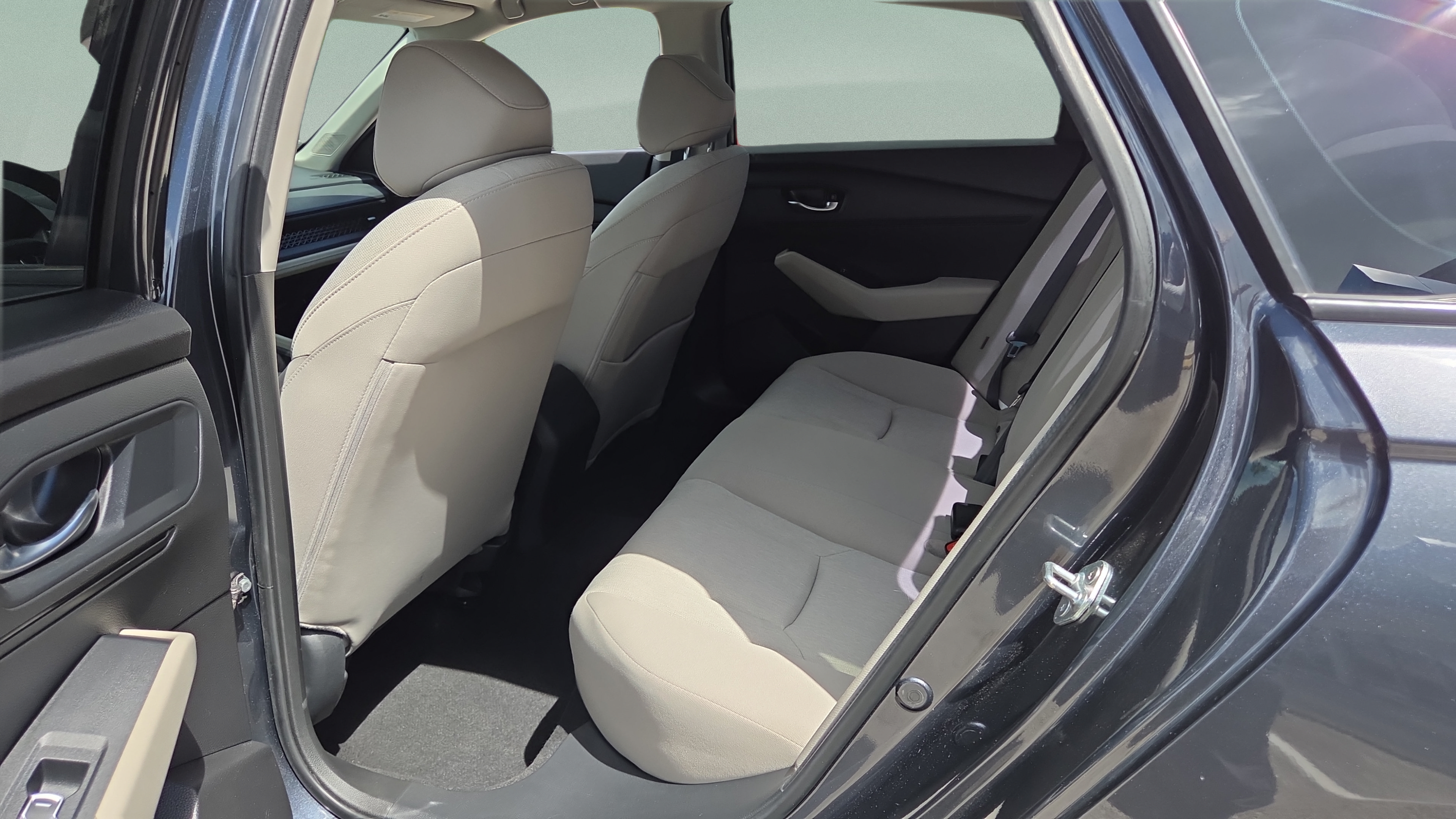Used 2023 Honda Accord EX image 11