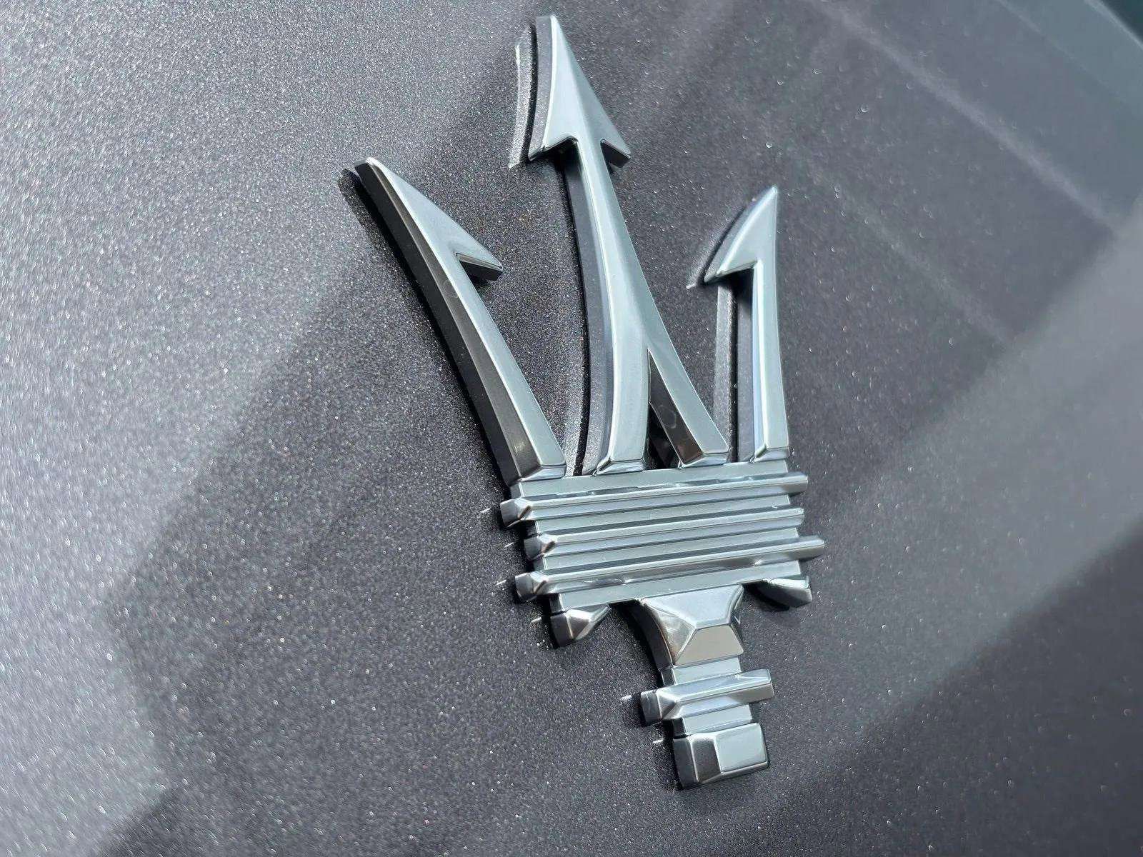 New 2025 Maserati Grecale GT image 37