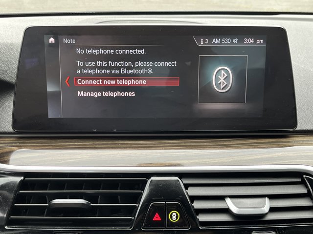 Used 2019 BMW 540i w/ M Sport Package image 9