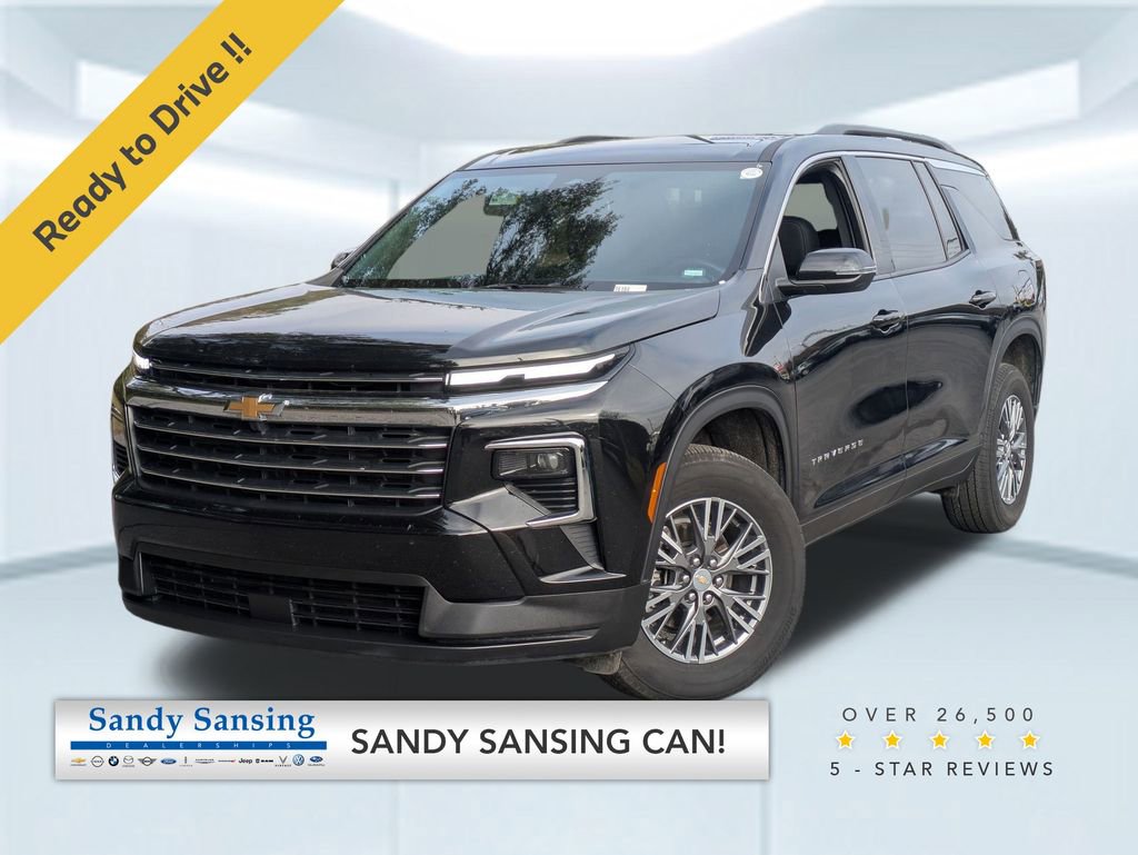 Used 2025 Chevrolet Traverse LT