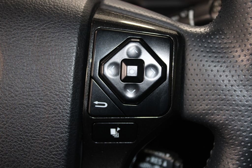 Used 2023 Toyota 4Runner TRD Off-Road Premium AWD/4WD image 38
