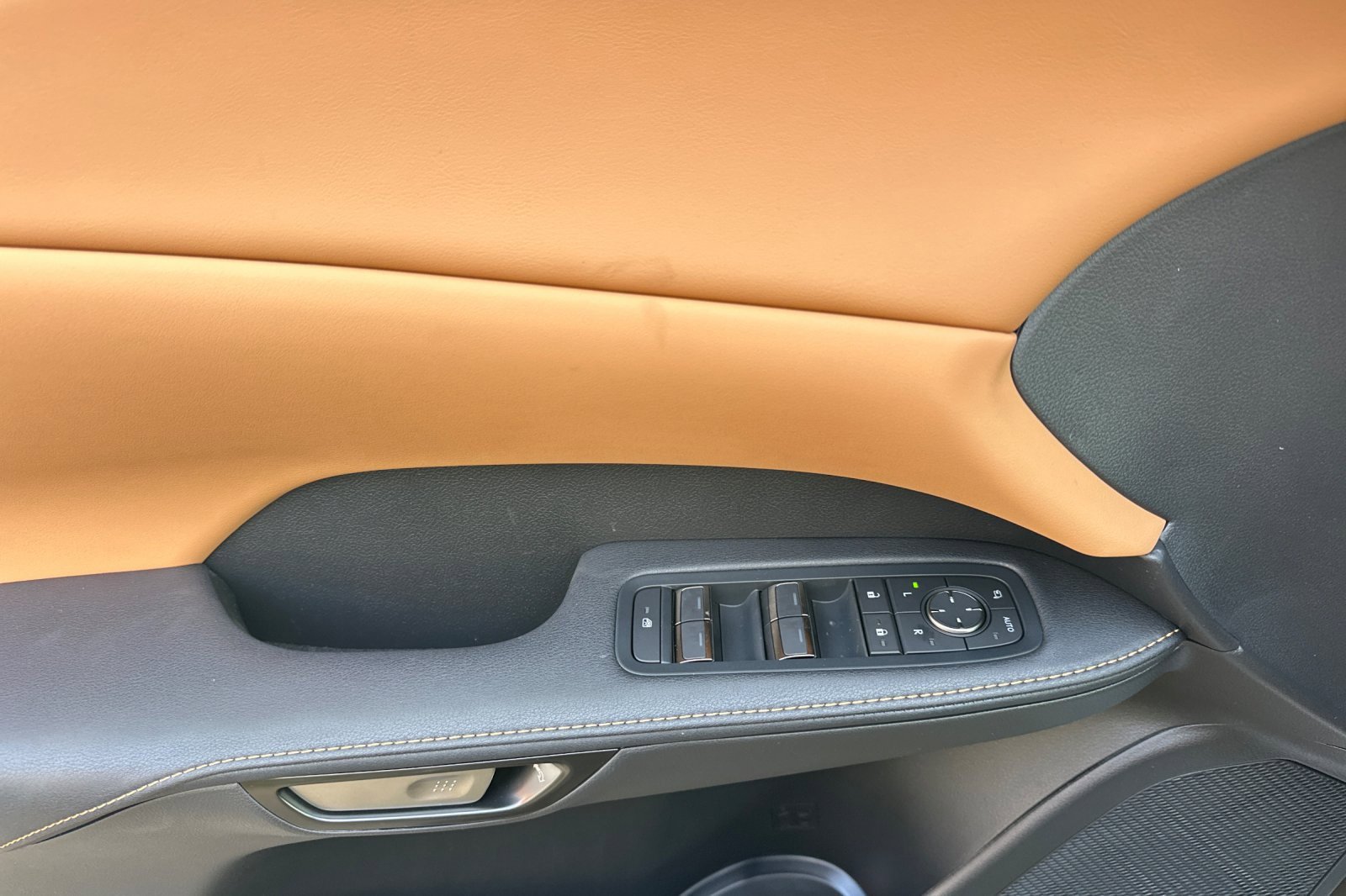 New 2026 Lexus RX 350 FWD image 8