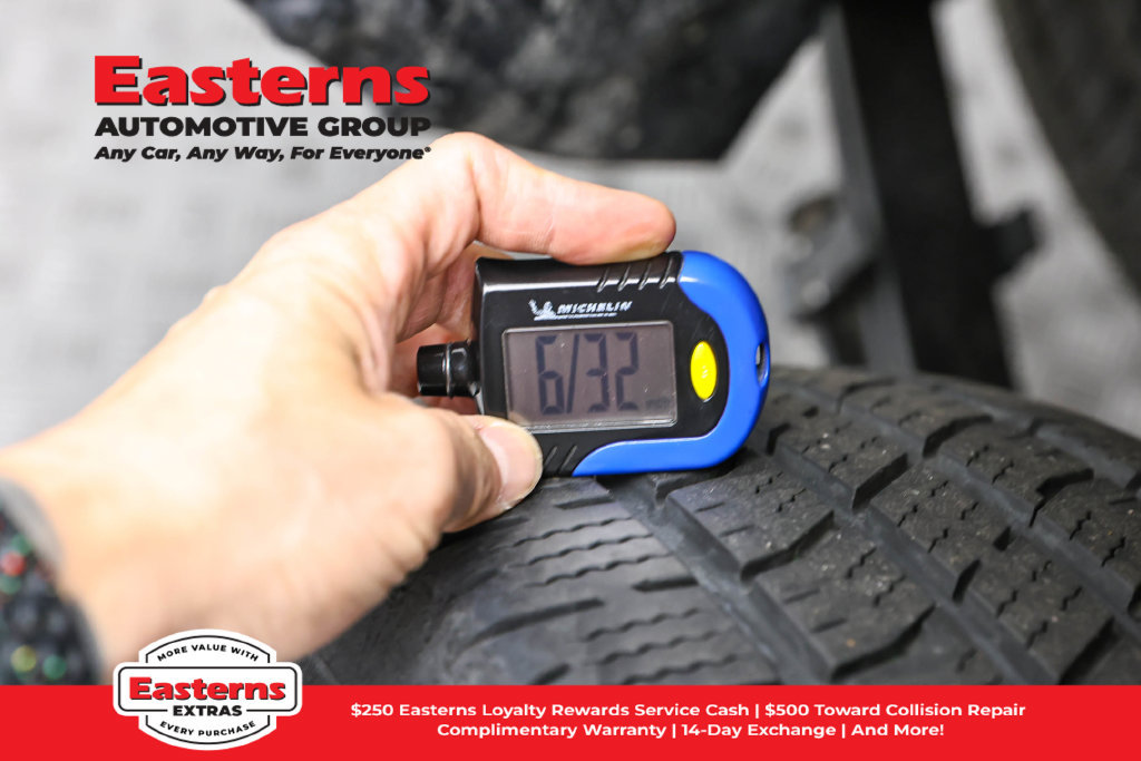 Used 2025 Toyota Tacoma SR RWD image 26