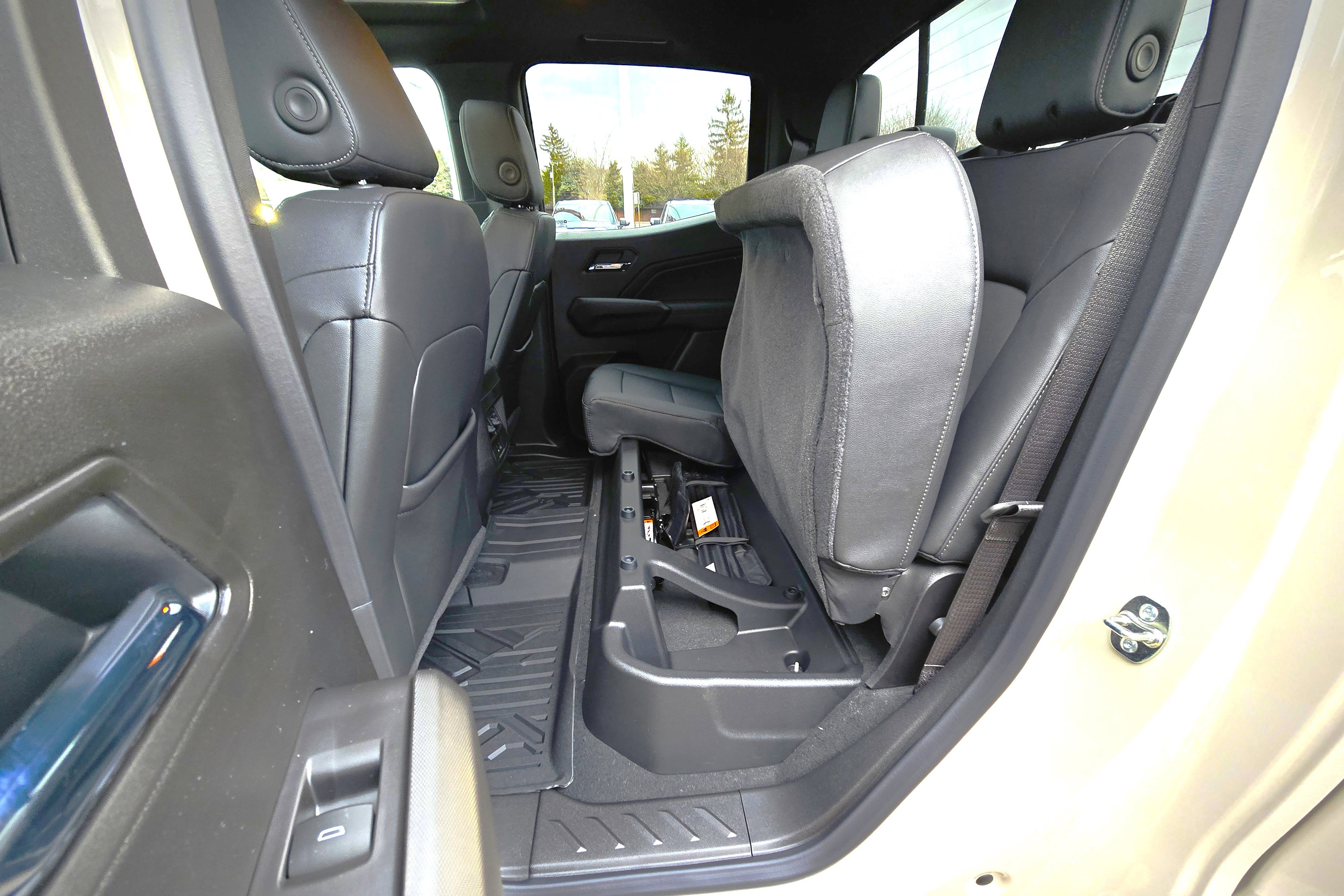 New 2026 GMC Canyon Elevation w/ Convenience Package image 16